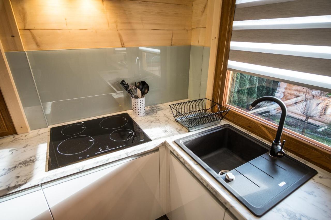 Domek & Apartament Na Ogrodzie ซุเค ภายนอก รูปภาพ