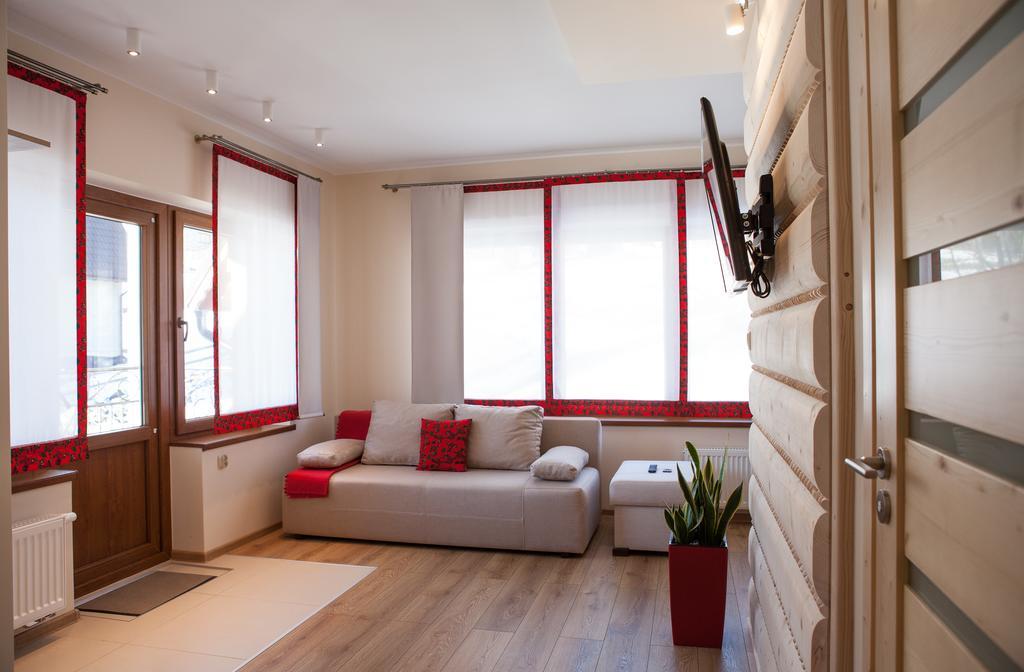 Domek & Apartament Na Ogrodzie ซุเค ภายนอก รูปภาพ