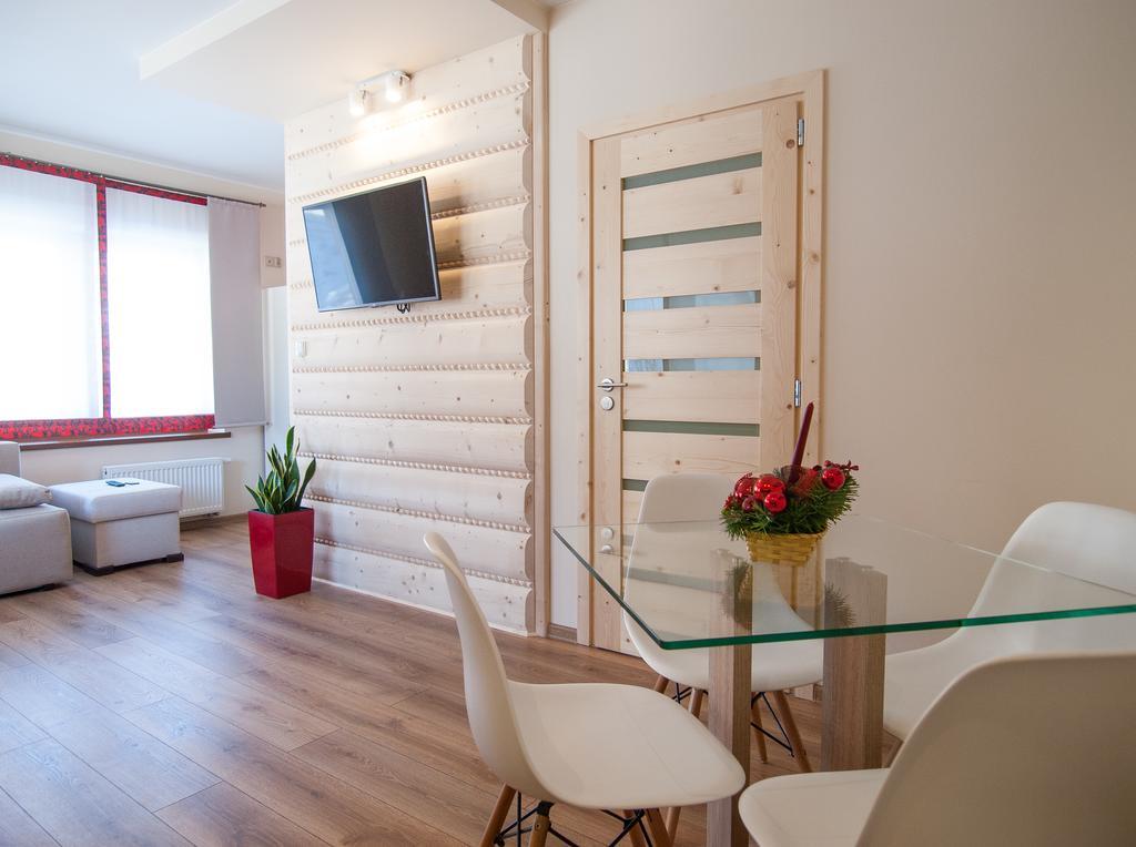 Domek & Apartament Na Ogrodzie ซุเค ภายนอก รูปภาพ